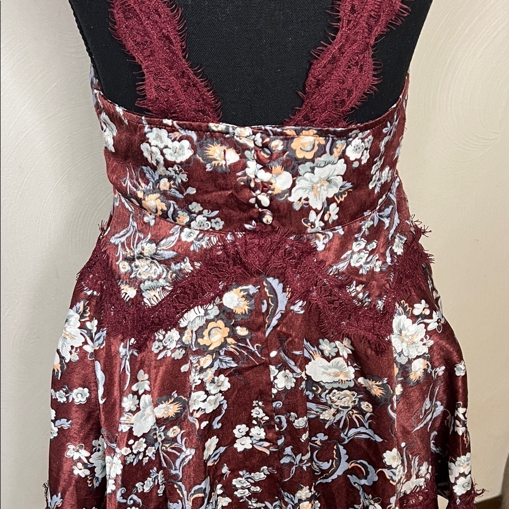 Urban Outfitters Tiffany Lace Mini Dress Size S - Picture 6 of 13
